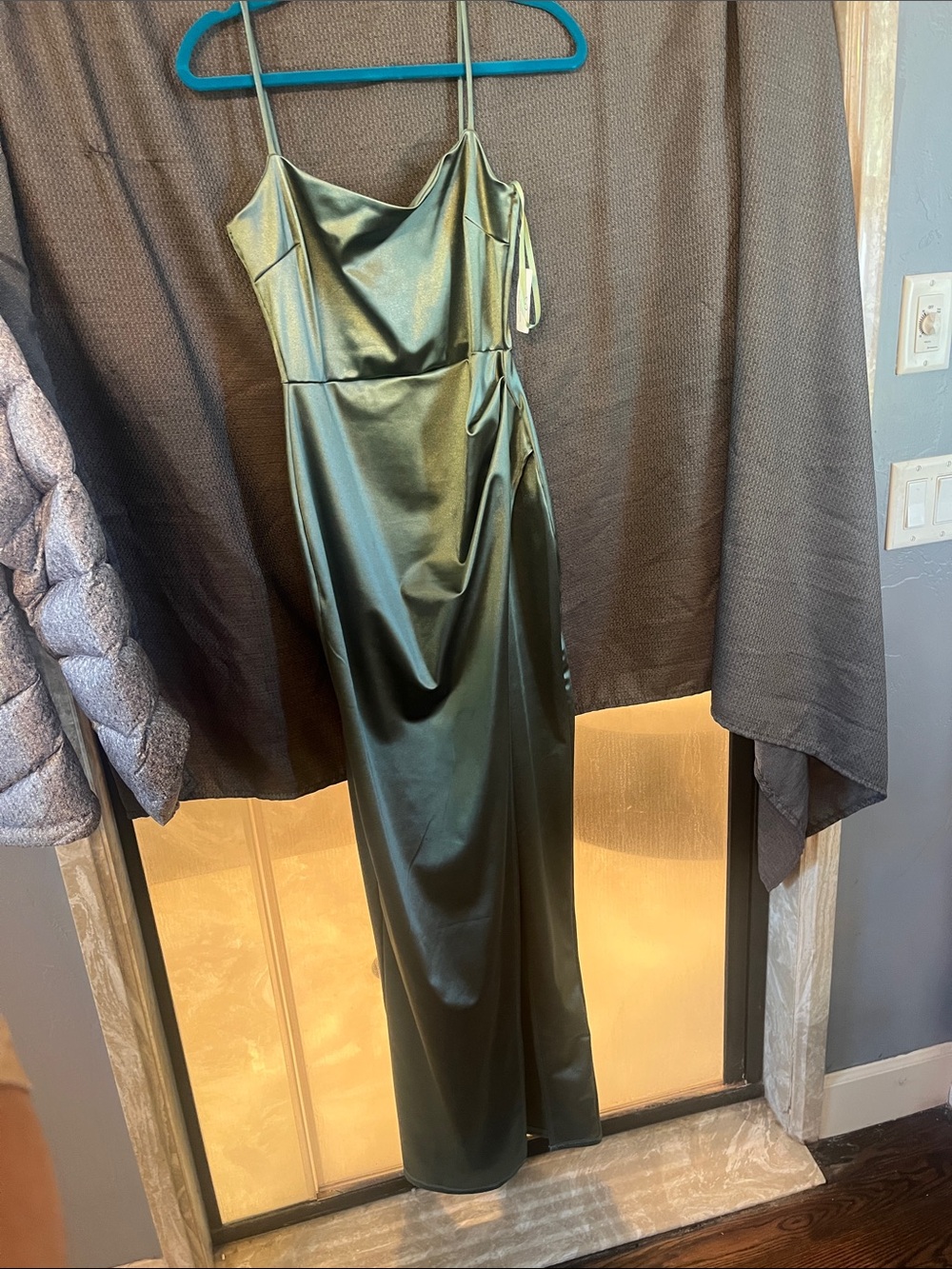 Windsor Sage Green Dress
NEVER WORN - NEW W TAGS